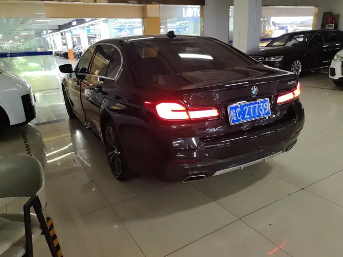 BMW 5 Series 2023 Model 530Li Leading Model Luxury Set – фото 2