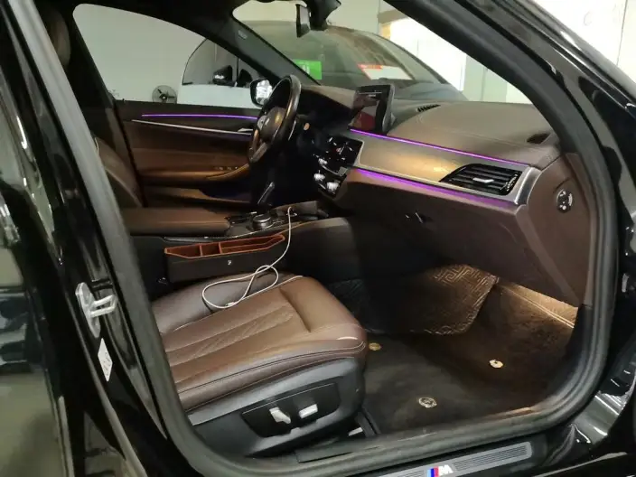 BMW 5 Series 2023 Model 530Li Leading Model Luxury Set – фото 3