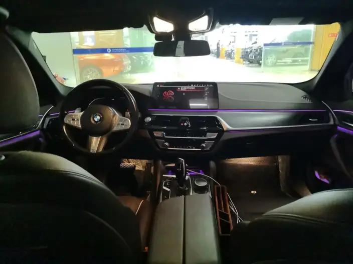 BMW 5 Series 2023 Model 530Li Leading Model Luxury Set – фото 5