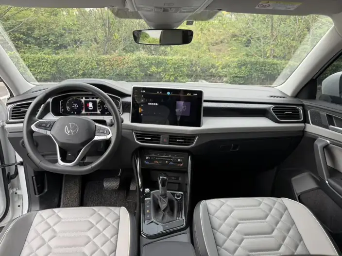 Volkswagen Tayron 2024 Model 330TSI 2WD Luxury Plus Advanced version – фото 8