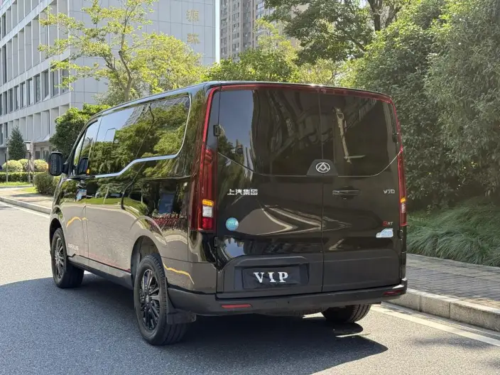 Maxus V70 2023 Model 2.0T Diesel Automatic Elite Edition Short axis Low top 5/6 seat 150Ps – фото 4