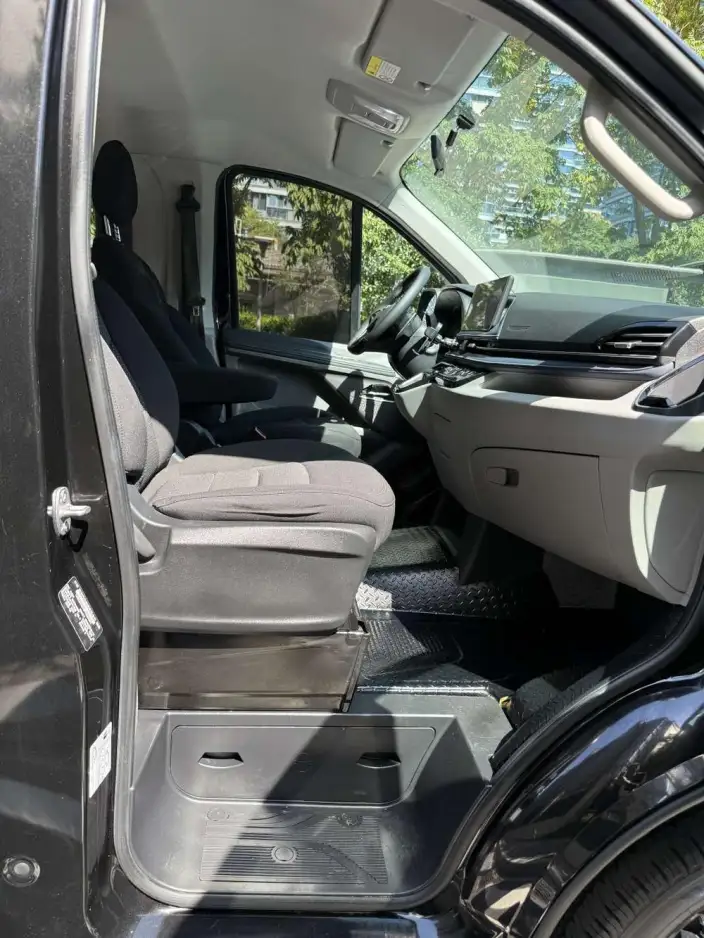 Maxus V70 2023 Model 2.0T Diesel Automatic Elite Edition Short axis Low top 5/6 seat 150Ps – фото 8