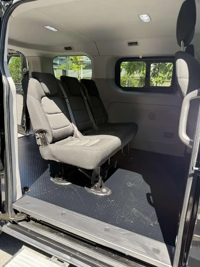 Maxus V70 2023 Model 2.0T Diesel Automatic Elite Edition Short axis Low top 5/6 seat 150Ps – фото 9