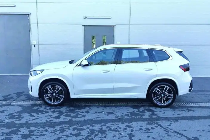 BMW X1 2026 Model sDrive25Li M Sports Set – фото 3