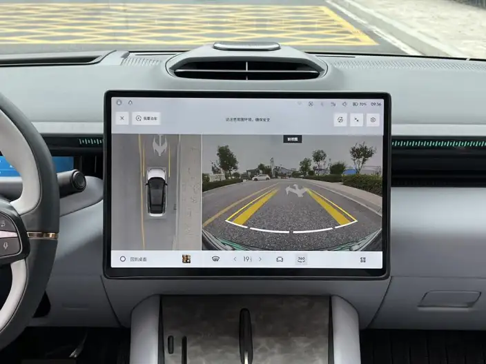 **Lynk & Co Z10** 2024 Model 95kWh 806km Rear Drive Smart Driving Max – фото 9