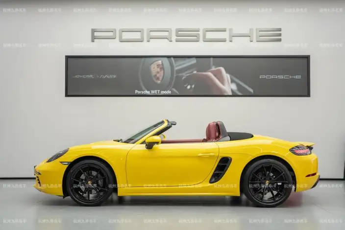 Porsche 718 2023 Model Boxster 2.0T – фото 3