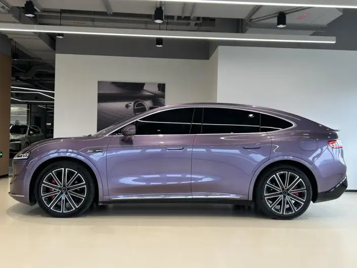 Luxeed R7 2025 Model Extended Range 53.4kWh Ultra 4WD Edition – фото 3