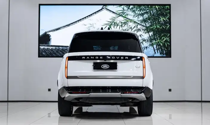 Range Rover 2023 Model 3.0 L6 400PS Shengshi VII seat Extended Edition – фото 4