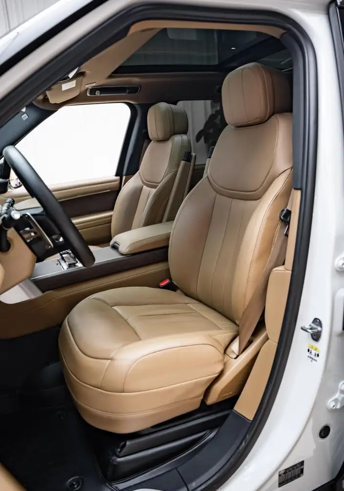 Range Rover 2023 Model 3.0 L6 400PS Shengshi VII seat Extended Edition – фото 9