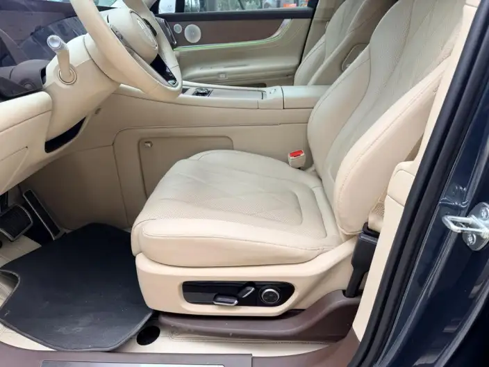 Aito M9 2024 Model Extended Range Ultra VI seat Edition – фото 7