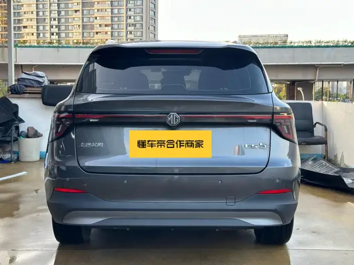 MG ES5 2025 Model 515plus Rear Drive Edition – фото 4