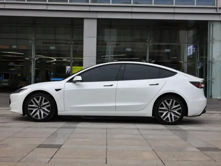 Model 3 2025 Model Long Battery Life Pro All-wheel drive version – фото 4
