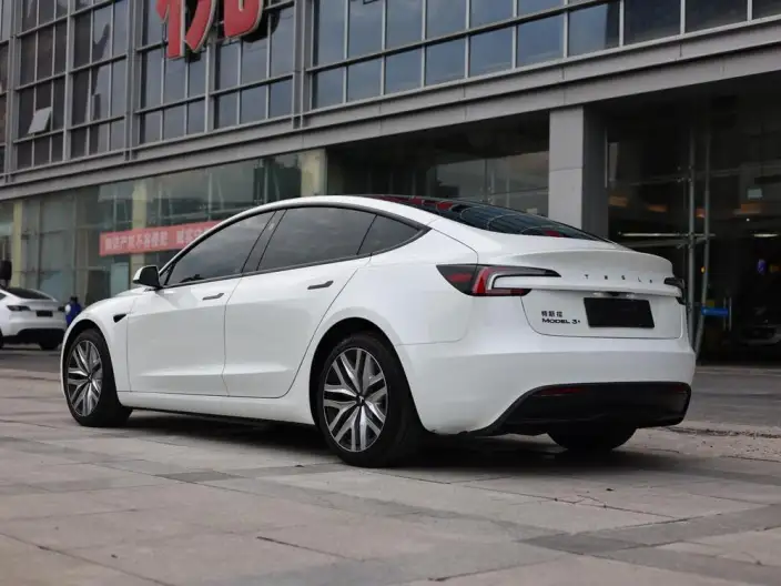 Model 3 2025 Model Long Battery Life Pro All-wheel drive version – фото 5