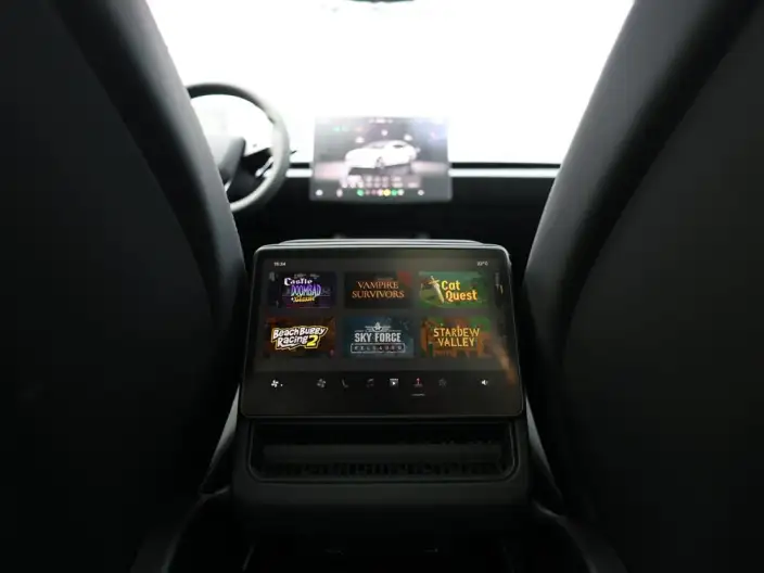 Model 3 2025 Model Long Battery Life Pro All-wheel drive version – фото 10