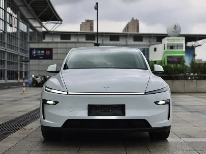Model Y 2025 Model Facelift Long Battery Life Pro All-wheel drive version – фото 2