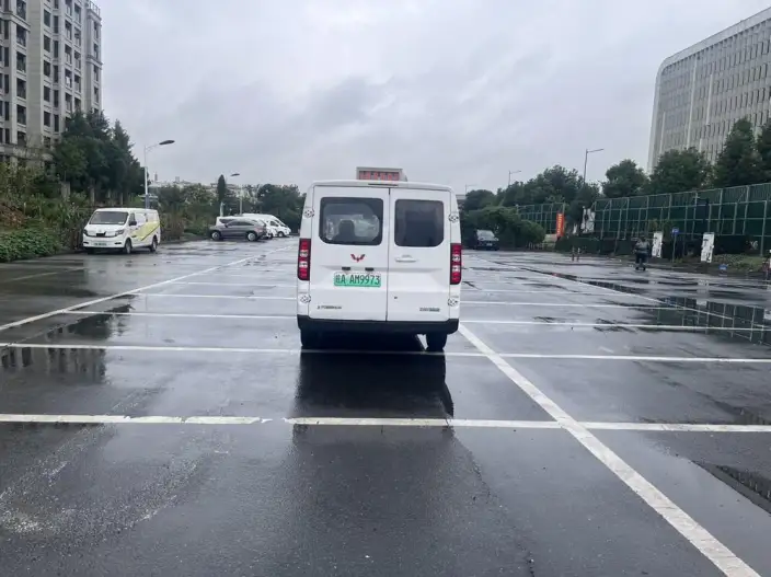 Wuling Yangguang 2024 Model 300km Comfort Model Passenger car Edition 75kW – фото 6