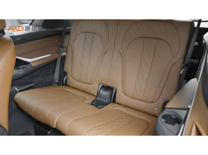 BMW X7 2022 Model xDrive40i Exclusive Model Luxury Set – фото 9