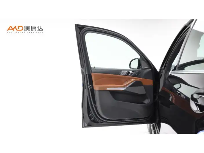 BMW X7 2022 Model xDrive40i Exclusive Model Luxury Set – фото 10