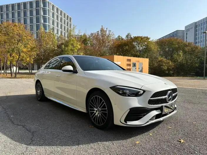 Mercedes-Benz C-Class 2022 Model C 260 L Sports Edition – фото 3