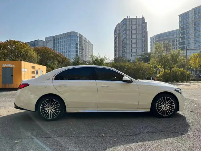 Mercedes-Benz C-Class 2022 Model C 260 L Sports Edition – фото 6