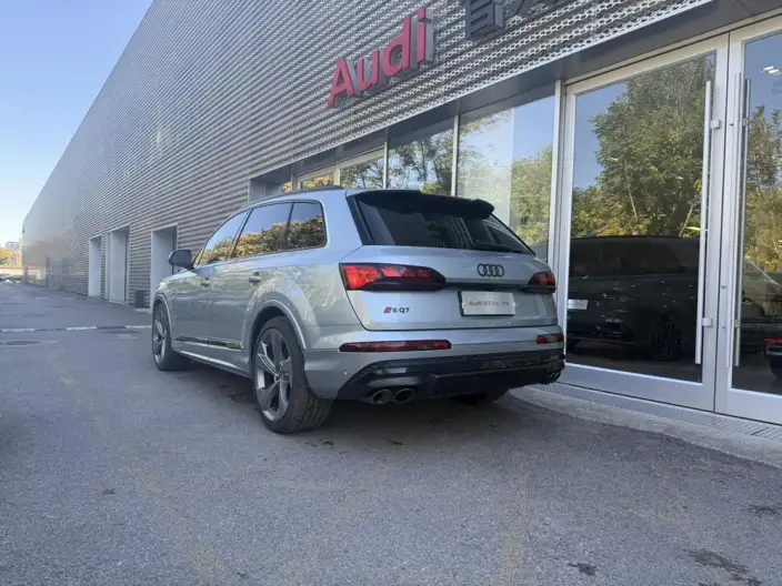 AUDI SQ7 2024 Model 4.0 TFSI – фото 5