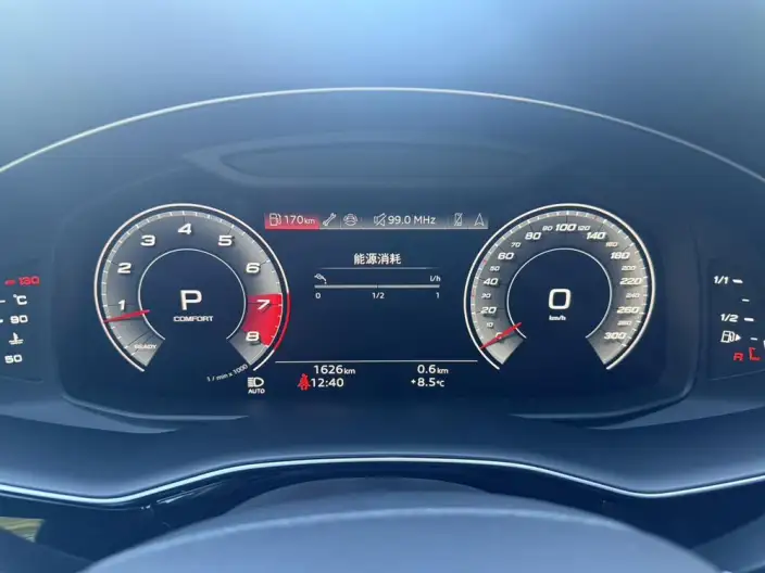 AUDI SQ7 2024 Model 4.0 TFSI – фото 8