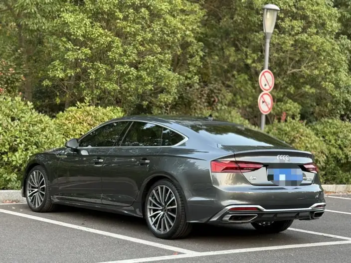 Audi A5 2023 Model Sportback 40 TFSI quattro Luxury Dynamic Model – фото 4