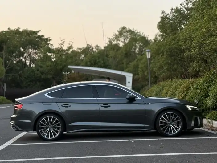 Audi A5 2023 Model Sportback 40 TFSI quattro Luxury Dynamic Model – фото 7