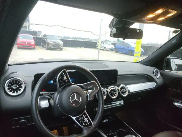 Mercedes-Benz GLB 2022 Model GLB 220 4MATIC – фото 6