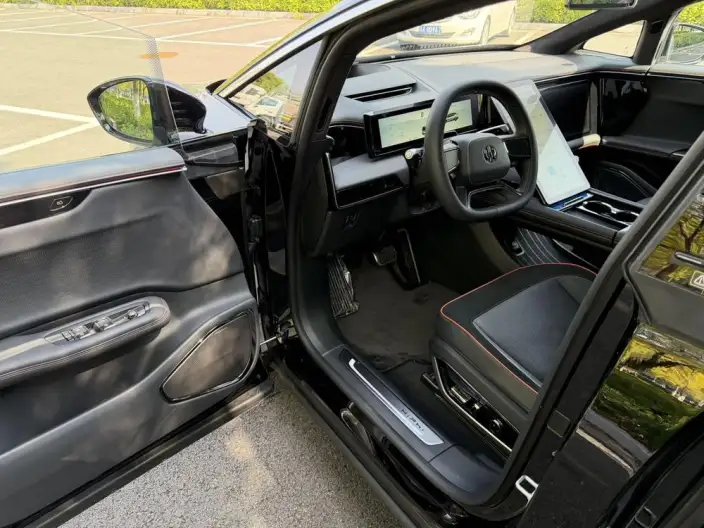 HiPhi X 2021 Model Ultimate Edition 6 seat – фото 4