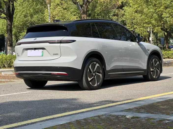 NIO ES6 2024 Model 75kWh – фото 7