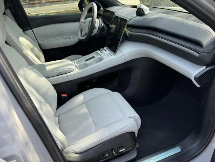 NIO ES6 2024 Model 75kWh – фото 8