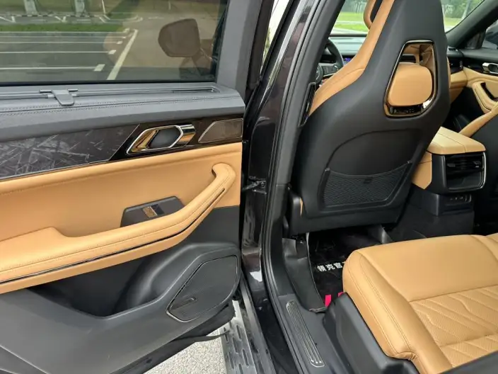 Lynk & Co 09 EM-P 2021 Model 2.0TD Performance version VII seat Halo – фото 9
