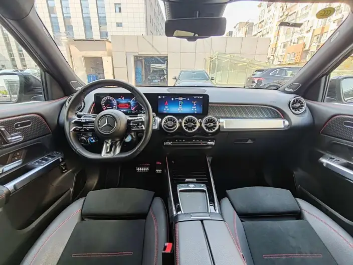 Mercedes-Benz GLB AMG 2024 Model AMG GLB 35 4MATIC – фото 10