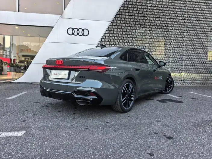 Audi A5 L 2026 Model 2.0T Sports Edition quattro – фото 4