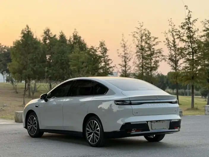 Leapmotor B01 2025 Model 650 Yuexiang Edition – фото 5
