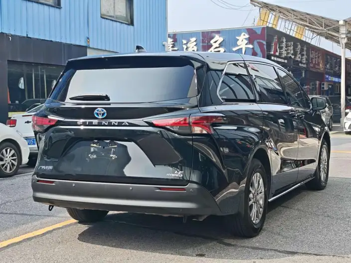 Toyota Sienna 2024 Model Hybrid 2.5L Comfort Edition – фото 7
