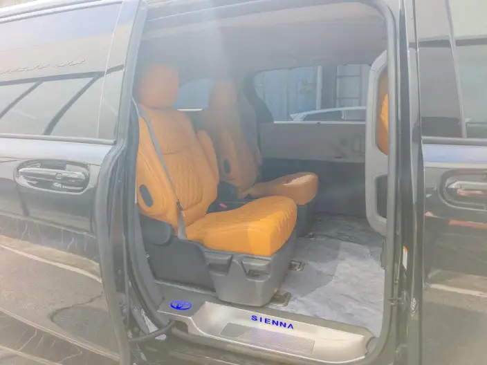 Toyota Sienna 2024 Model Hybrid 2.5L Comfort Edition – фото 10