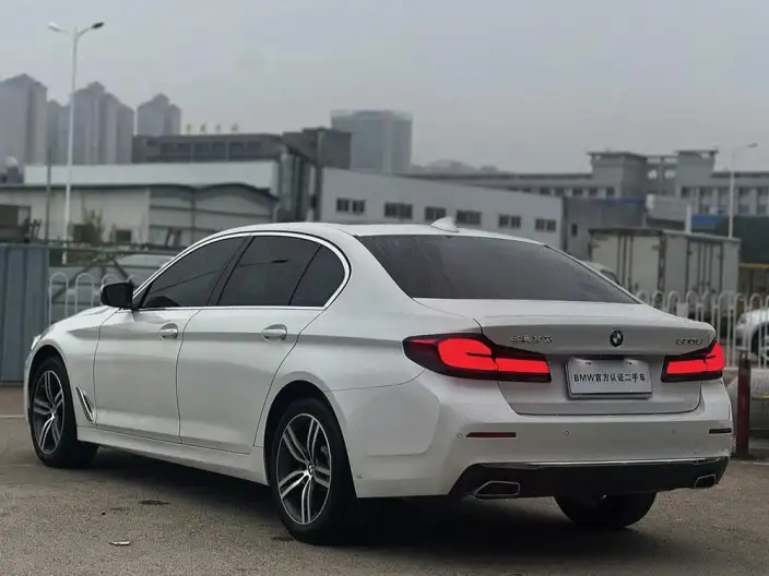 BMW 5 Series 2023 Model 530Li Leading Model Luxury Set – фото 4