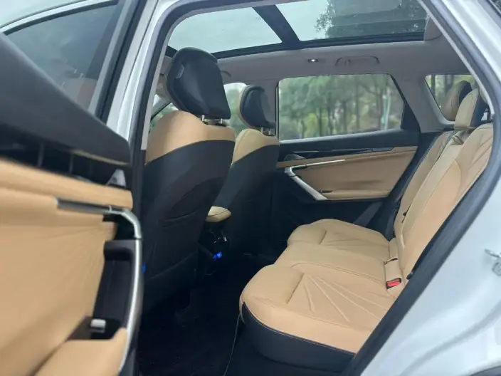 Geely Boyue L 2023 Model 1.5TD DCT Noble Model – фото 9