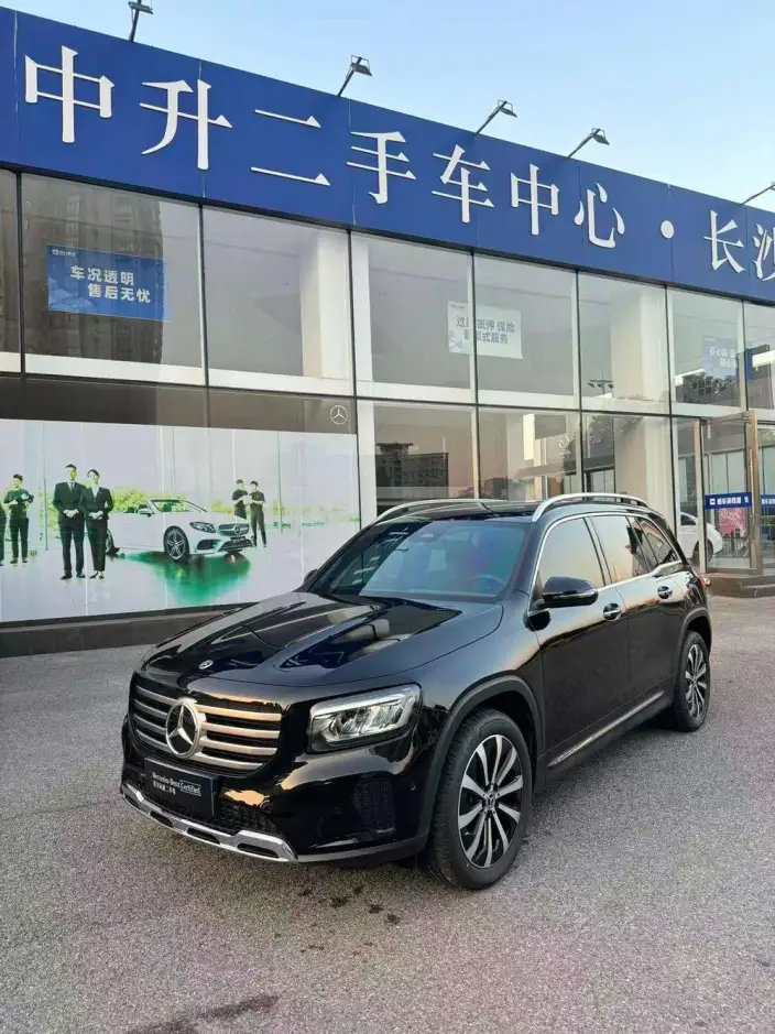 Mercedes-Benz GLB 2025 Model GLB 220 Fashion Model – фото 1