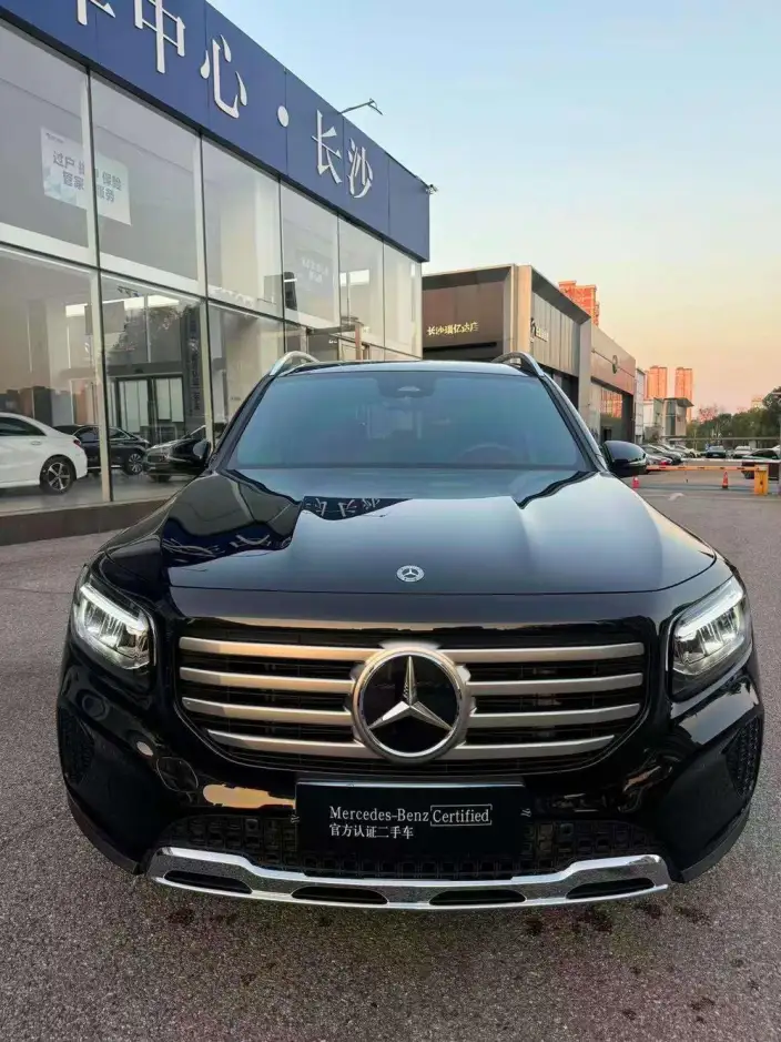 Mercedes-Benz GLB 2025 Model GLB 220 Fashion Model – фото 2