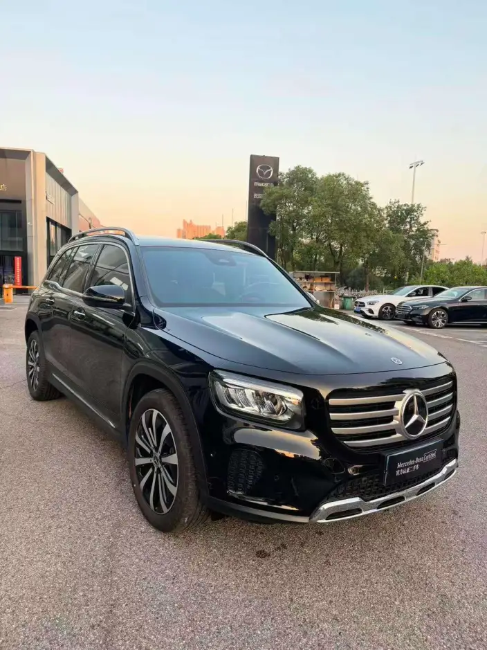 Mercedes-Benz GLB 2025 Model GLB 220 Fashion Model – фото 3