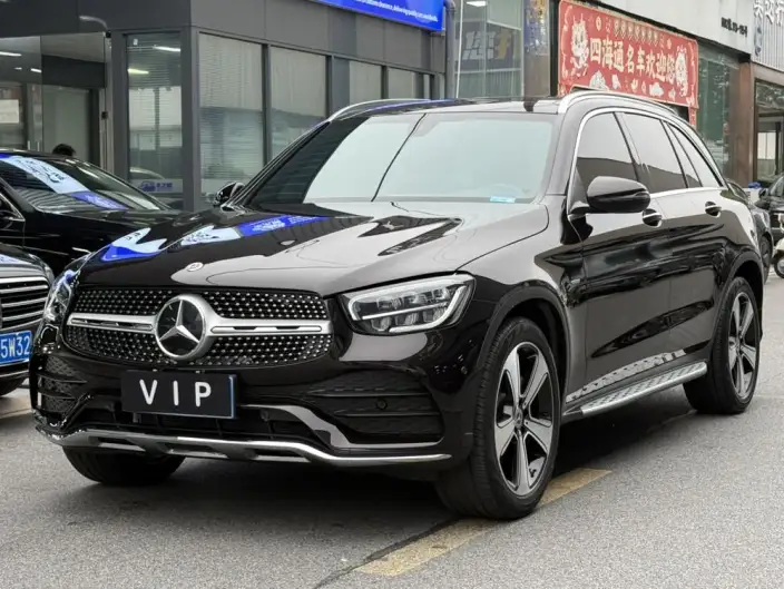 Mercedes-Benz GLC 2022 Model Facelift GLC 300 L 4MATIC Dynamic Model Collector Edition – фото 1
