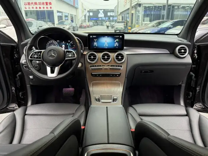 Mercedes-Benz GLC 2022 Model Facelift GLC 300 L 4MATIC Dynamic Model Collector Edition – фото 10