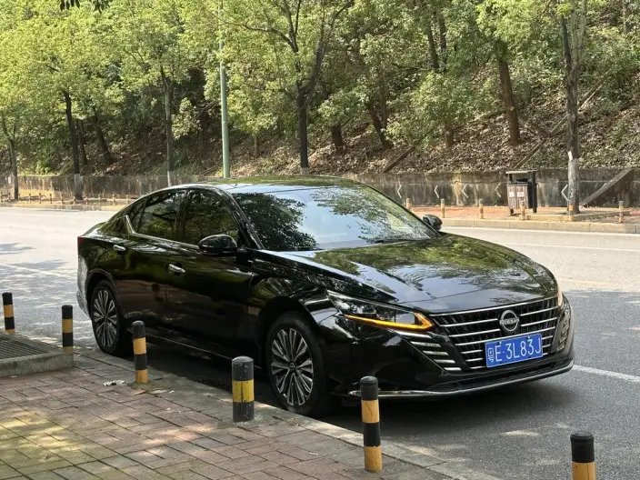 Nissan Teana 2022 Model 2.0L XL-TLS Yuexiang Edition – фото 3