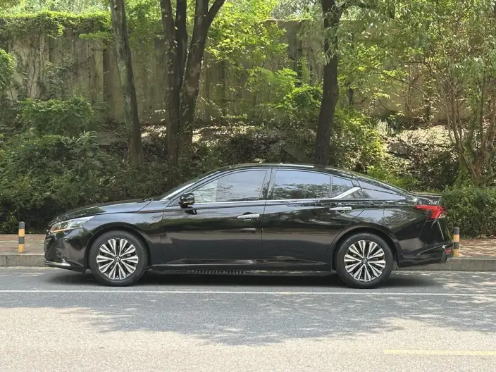 Nissan Teana 2022 Model 2.0L XL-TLS Yuexiang Edition – фото 4