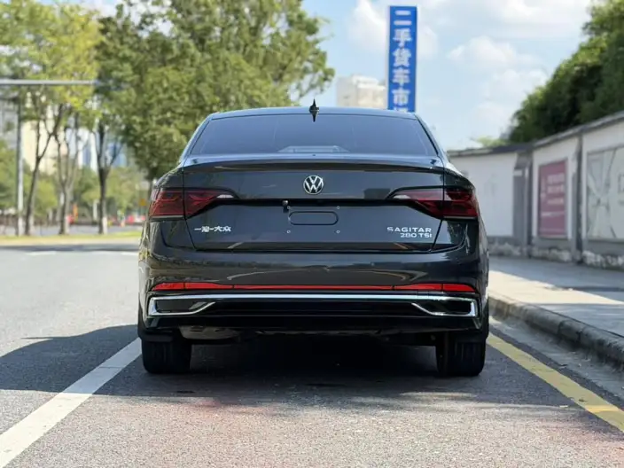 Volkswagen Sagitar 2023 Model 280TSI DSG Beyond Edition – фото 6