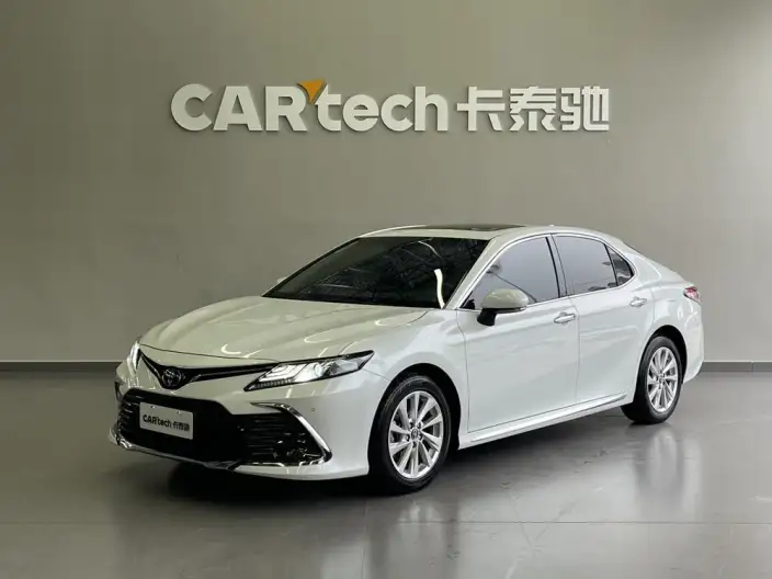 Toyota Camry 2023 Model 2.0G Deluxe Edition – фото 1