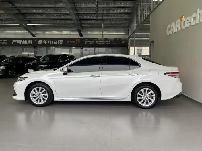 Toyota Camry 2023 Model 2.0G Deluxe Edition – фото 4